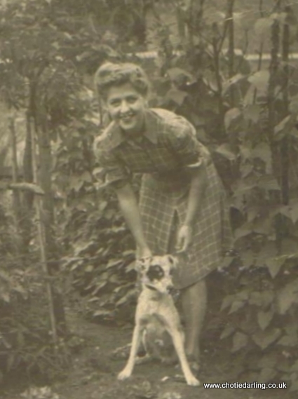 Chotie in garden with dog v2 Chotie in garden with dog v2