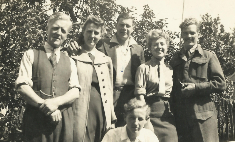 Grandpa Chalkley Barbara Dick Jack 1943 (2) Grandpa Chalkley Barbara Dick Jack 1943 (2)