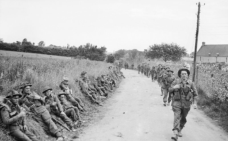 50th_Division_moving_forward_near_St_Gabriel _Normandy _6_June_1944