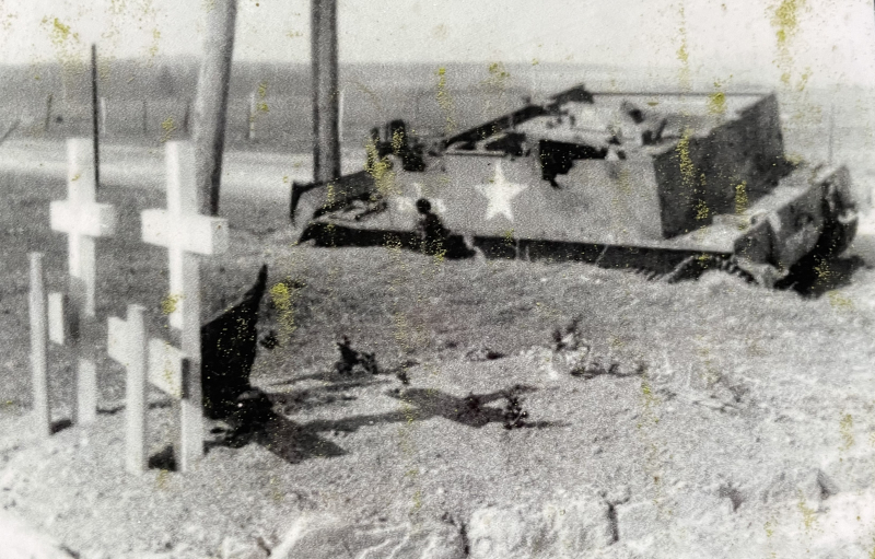 Wavreille Universal Carrier destroyed (2)